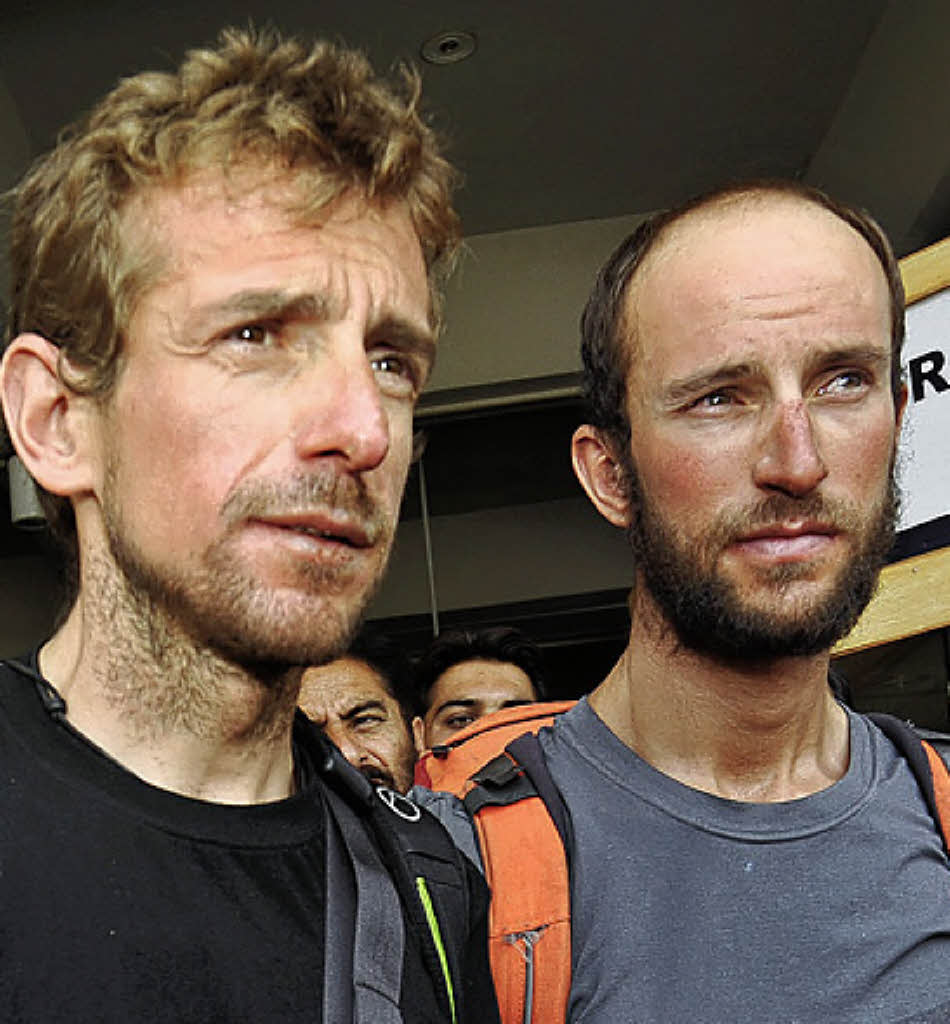 Walter Nones (links) und Simon Kehrer in Islamabad Foto: AFP