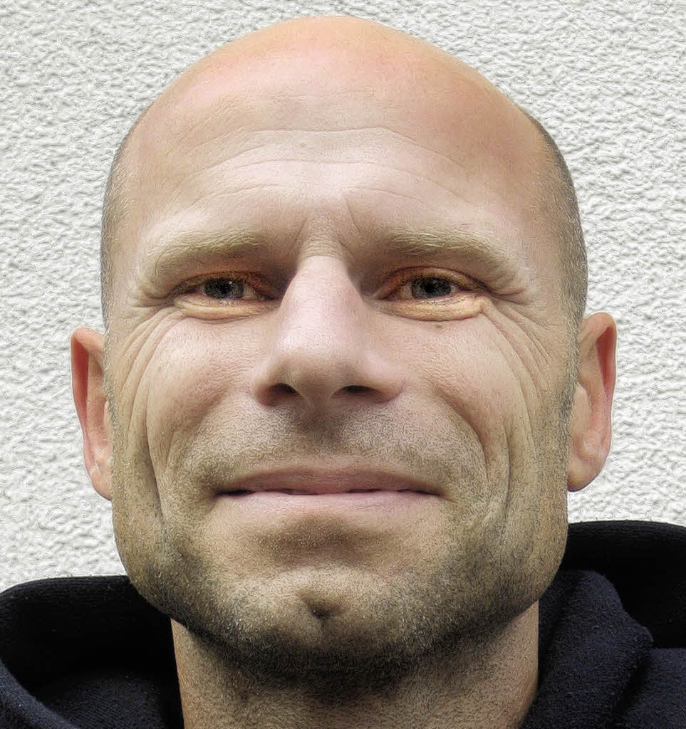 Erik Stolz, 43 Jahre, Polizeibeamter, Denzlingen: „Gelegentlich tanze ich ...