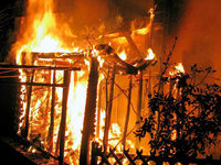Hoher Schaden bei Holzschopfbrand Hoher Schaden bei Holzschopfbrand