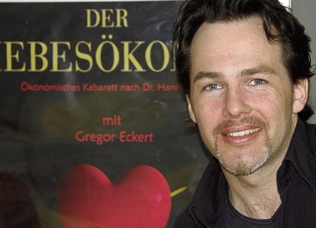 Der Schauspieler Gregor Eckert zeigt auf, dass Regeln der Ökonomie einer ...
