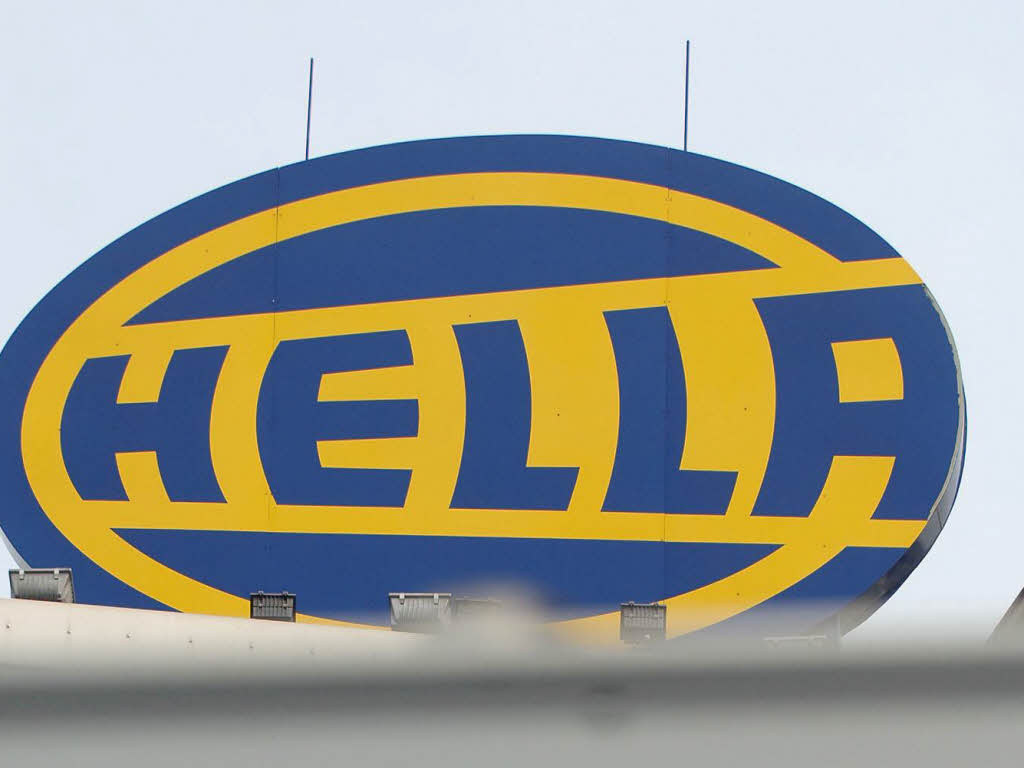 Wirtschaft Krise der Autozulieferer Hella streicht 20 Stellen in