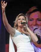 Helene Fischer: Die Hoffnungsträgerin Helene Fischer: Die Hoffnungsträgerin