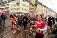 Fotos vom Freiburg-Marathon 2010: Das Rennen II Fotos vom Freiburg-Marathon 2010: Das Rennen II