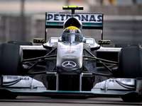 Formel1: Mercedes mit "Super-Spezial-Flügel" Formel1: Mercedes mit "Super-Spezial-Flügel"