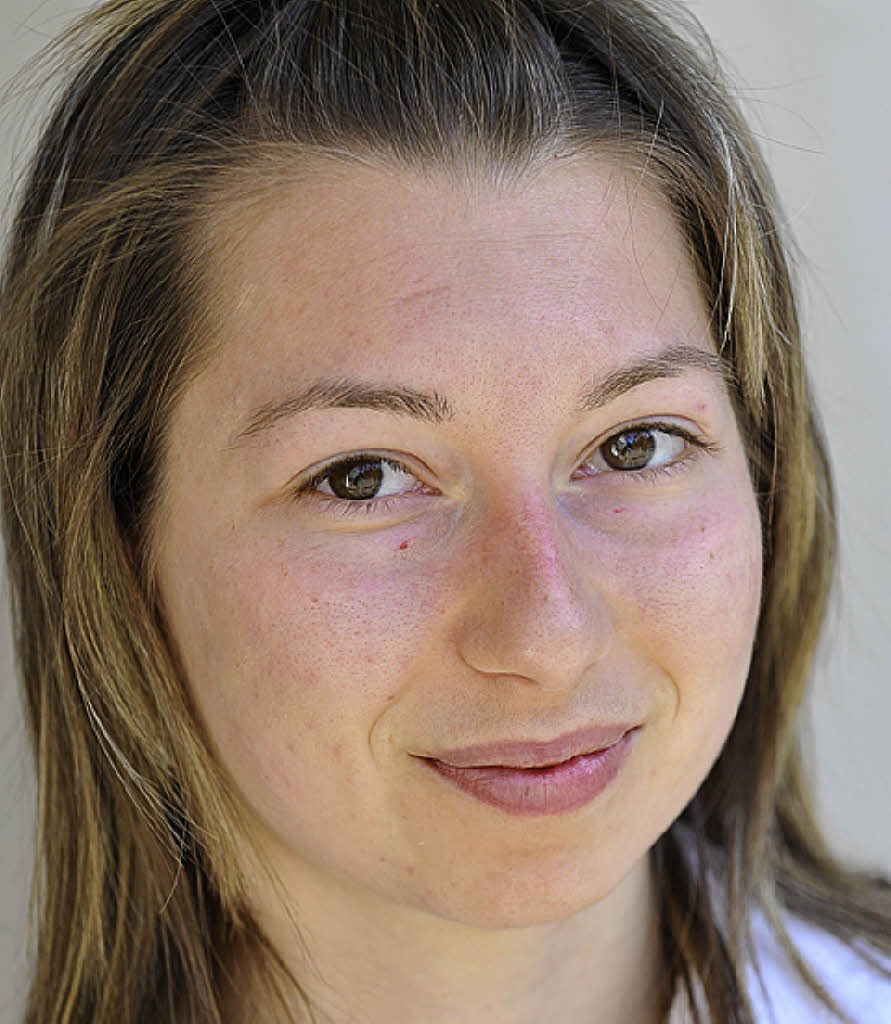 <b>Elena Dimitrova</b>, 21, Studentin, angewandte Sprachwissenschaften: „Man fühlt <b>...</b> - 30406760