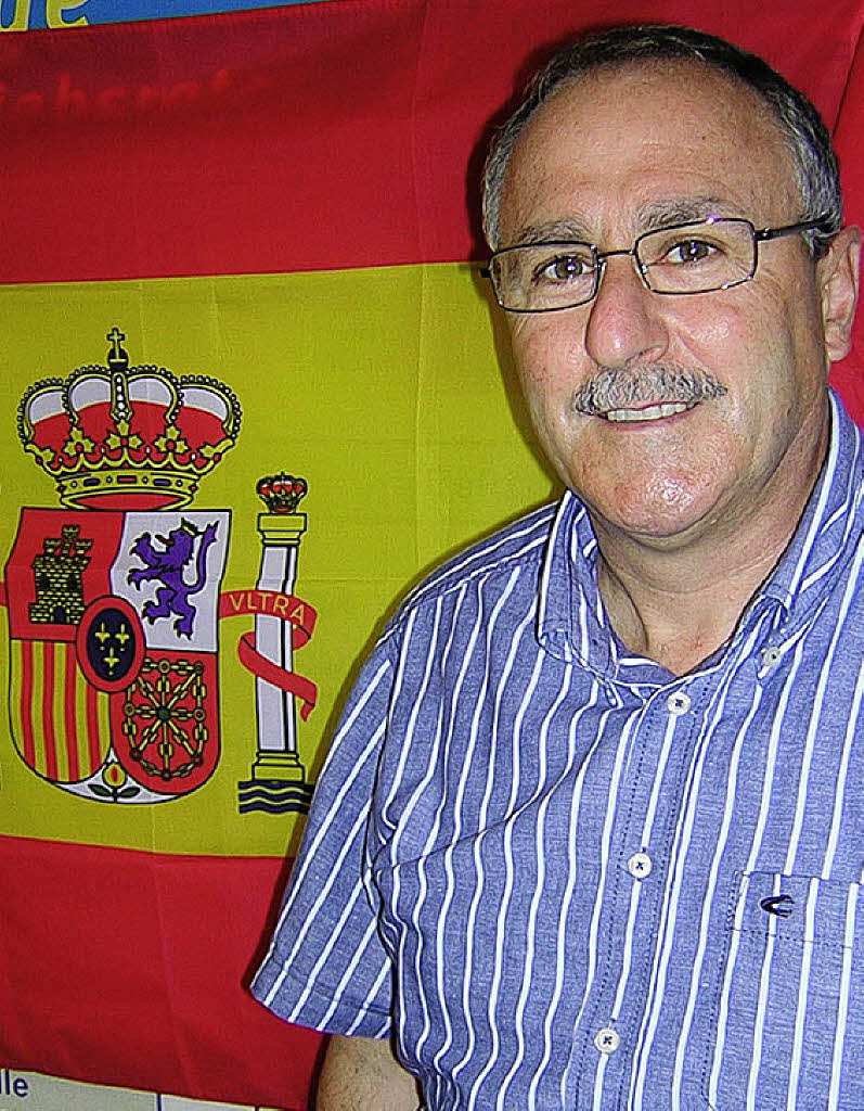 Roberto Hernandez mit der spanischen Flagge Foto: Gerhard Walser