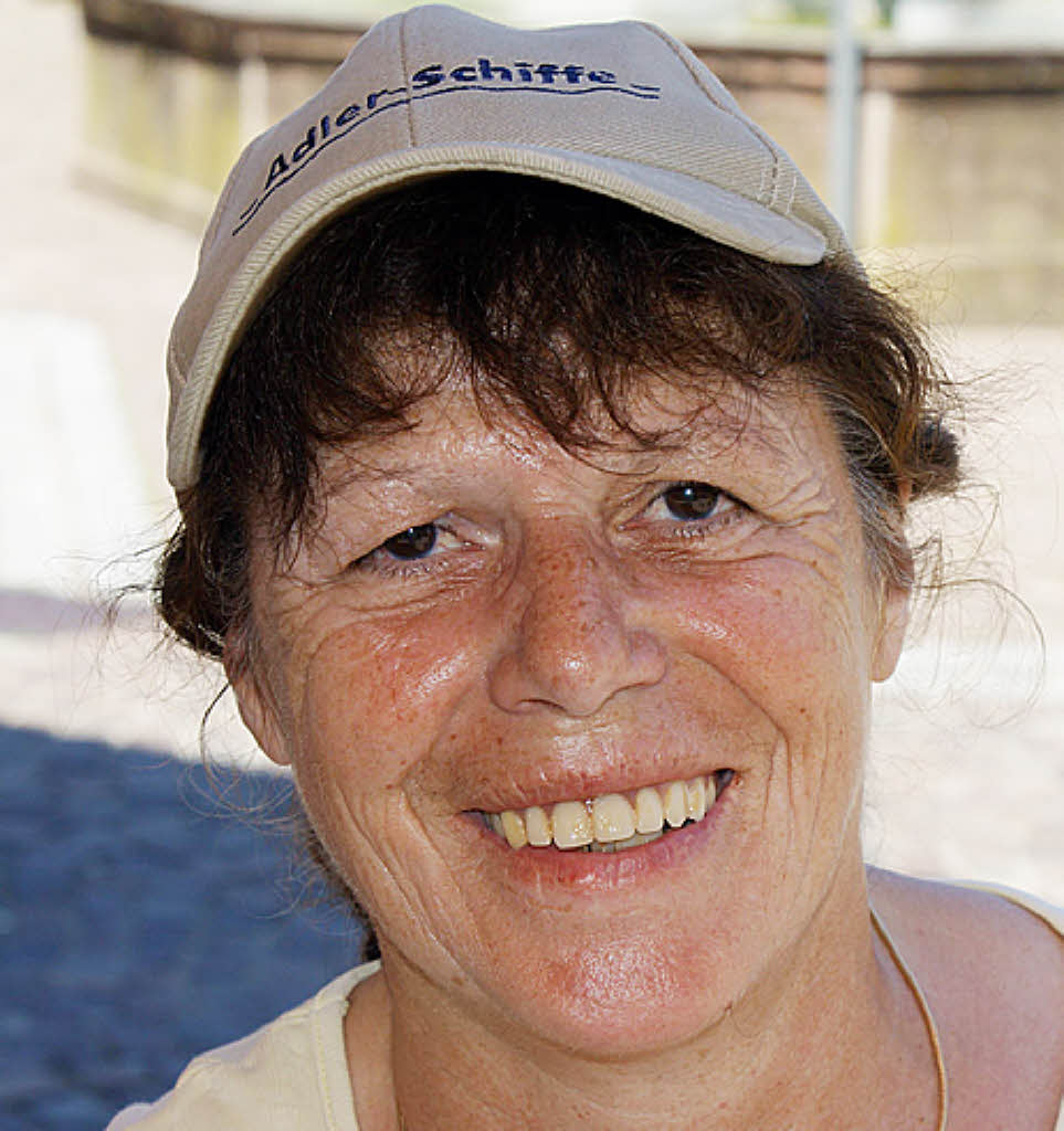 Helene Baier (53) aus Kippenheim: Als erstes ziehe ich derzeit immer eine ...