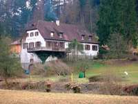 Engel Tennenbach: Auf dem Gelände eines alten Klosters Engel Tennenbach: Auf dem Gelände eines alten Klosters