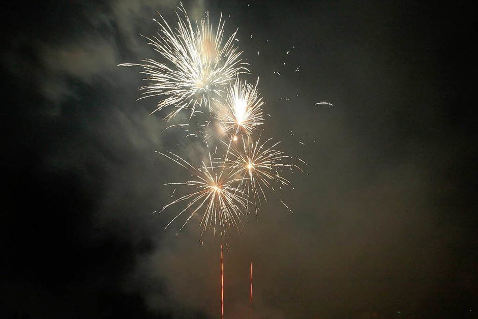 Farbenprächtig: das große Feuerwerk am Freitagabend (Foto: Ari Nahor) Farbenprächtig: das große Feuerwerk am Freitagabend (Foto: Ari Nahor)