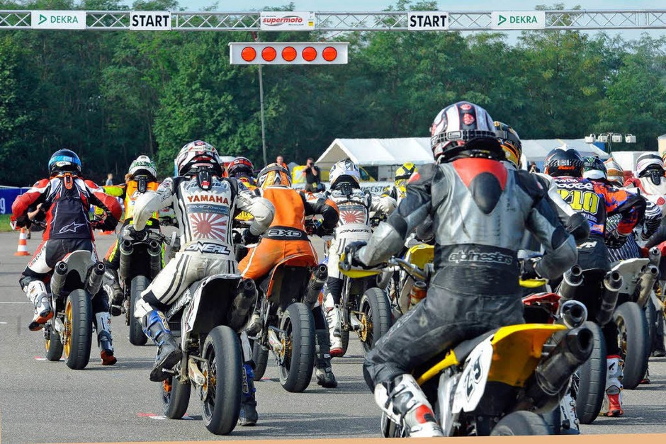 Supermoto-Rennen in Bremgarten (Foto: Michael Bamberger) Supermoto-Rennen in Bremgarten (Foto: Michael Bamberger)