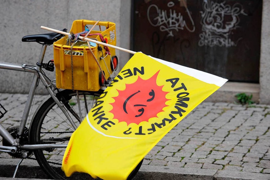 Gegen Atomkraftwerke gingen die bundesweiten Proteste – so auch in Freiburg. (Foto: Rita Eggstein) Gegen Atomkraftwerke gingen die bundesweiten Proteste – so auch in Freiburg. (Foto: Rita Eggstein)