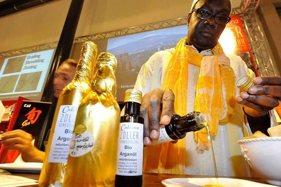 Boujia Bouijmaa und das Gold Marokkos das Argan-Öl (Foto: Michael Bamberger) Boujia Bouijmaa und das Gold Marokkos das Argan-Öl (Foto: Michael Bamberger)