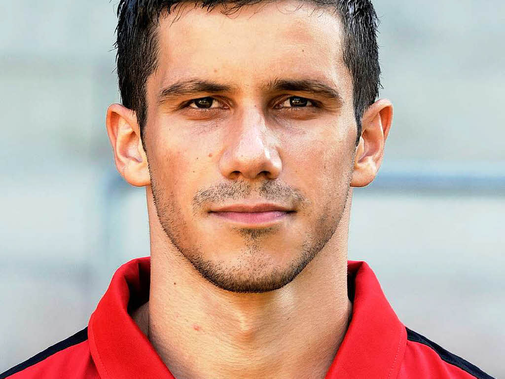 SC Freiburg verlängert mit Mensur Mujdza