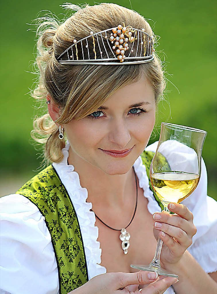 Die neue Oberkircher Weinprinzessin <b>Julia Huber</b> ... - 49136832