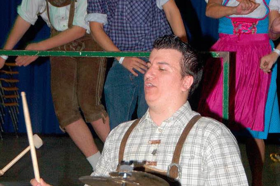 Heizt kräftig ein: die Guggemusik „schräg un lutt“ (Foto: Manfred Frietsch) Heizt kräftig ein: die Guggemusik „schräg un lutt“ (Foto: Manfred Frietsch)