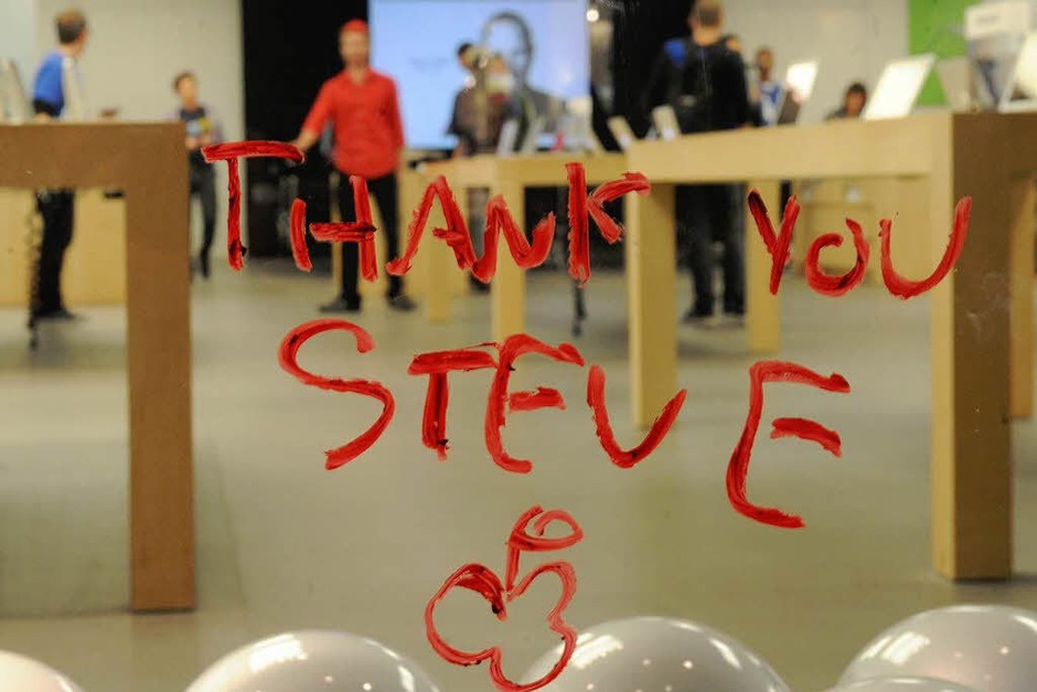 Think different! Apple-Fans trauern um Steve Jobs. (Foto: dpa) Think different! Apple-Fans trauern um Steve Jobs. (Foto: dpa)