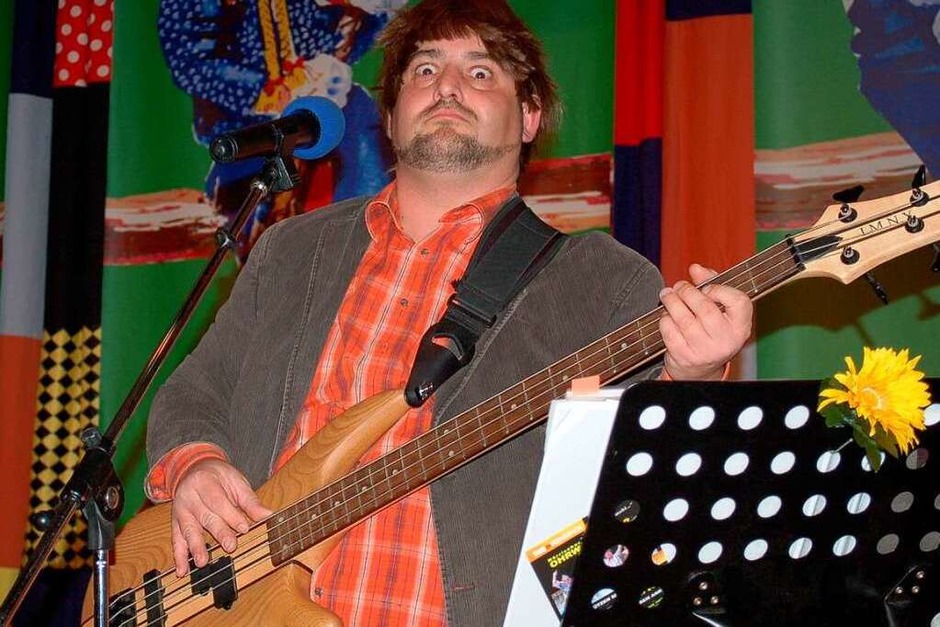 Mirko Sahl trat mit dem Buurequartett bei der Narrengala auf. (Foto: Barbara Röderer) Mirko Sahl trat mit dem Buurequartett bei der Narrengala auf. (Foto: Barbara Röderer)