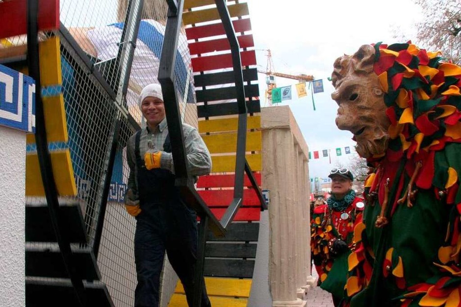 Eindrücke vom Schopfheimer Fasnachtsumzug (Foto: Marlies Jung-Knoblich) Eindrücke vom Schopfheimer Fasnachtsumzug (Foto: Marlies Jung-Knoblich)