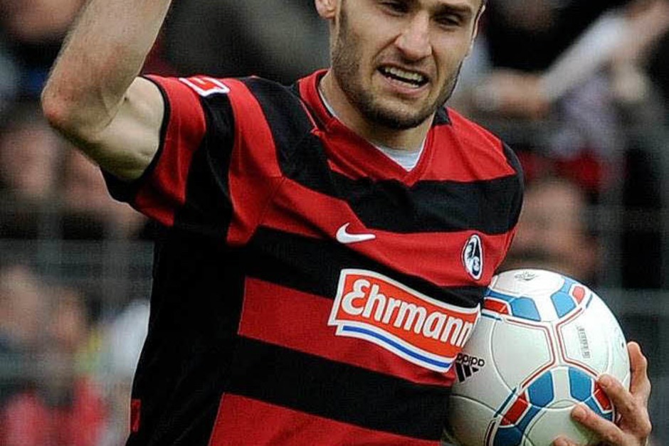 Sicherer Elfmeterschütze: Daniel Caligiuri. (Foto: dpa) Sicherer Elfmeterschütze: Daniel Caligiuri. (Foto: dpa)