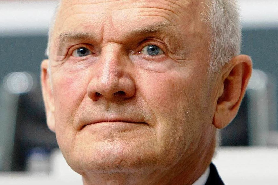 1. Ferdinand Piech, Aufsichtsratsvorsitzender von VW: 850.200 Euro. Weltweit liegt Piech damit auf Rang 11. Das selbe Amt hat er bei MAN inne, 245.000 Euro (Rang 17) (Foto: dapd) 1. Ferdinand Piech, Aufsichtsratsvorsitzender von VW: 850.200 Euro. Weltweit liegt Piech damit auf Rang 11. Das selbe Amt hat er bei MAN inne, 245.000 Euro (Rang 17) (Foto: dapd)