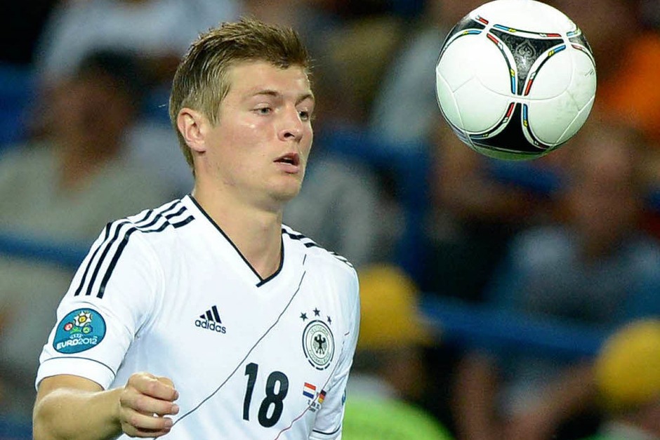 216.257 Facebook-Fans: Toni Kroos. (Foto: dpa) 216.257 Facebook-Fans: Toni Kroos. (Foto: dpa)