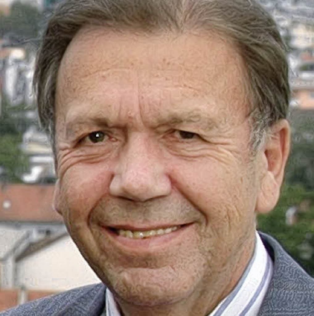 Manfred Raupp, Vorsitzender von Lörrach International hält ...