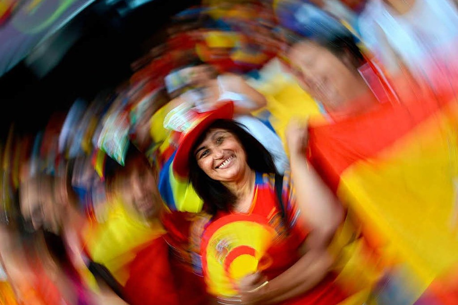 Fans begleiten den großen Showdown. (Foto: AFP) Fans begleiten den großen Showdown. (Foto: AFP)