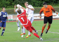 Murgs Torhüter Glaisner trifft zum 2:2 Murgs Torhüter Glaisner trifft zum 2:2