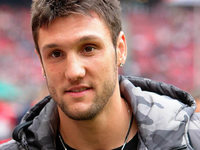 Kevin Pezzoni verlässt Köln nach Fan-Anfeindungen Kevin Pezzoni verlässt Köln nach Fan-Anfeindungen
