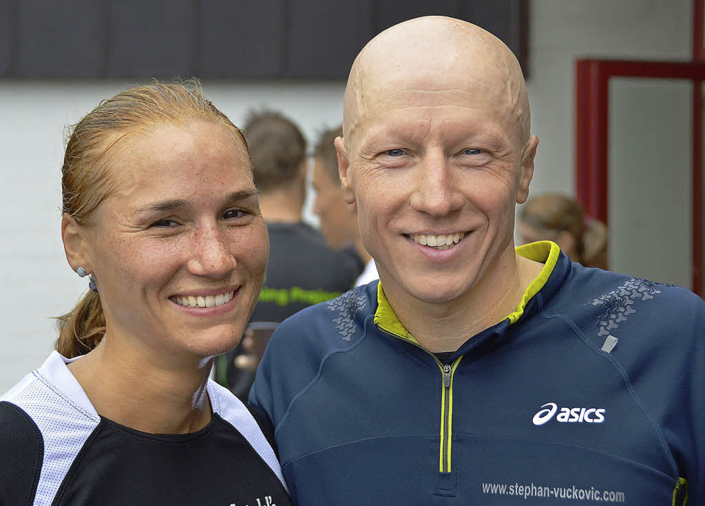 ... Stephan Vuckovic und Partnerin Luisa Keller Foto: Daudrich