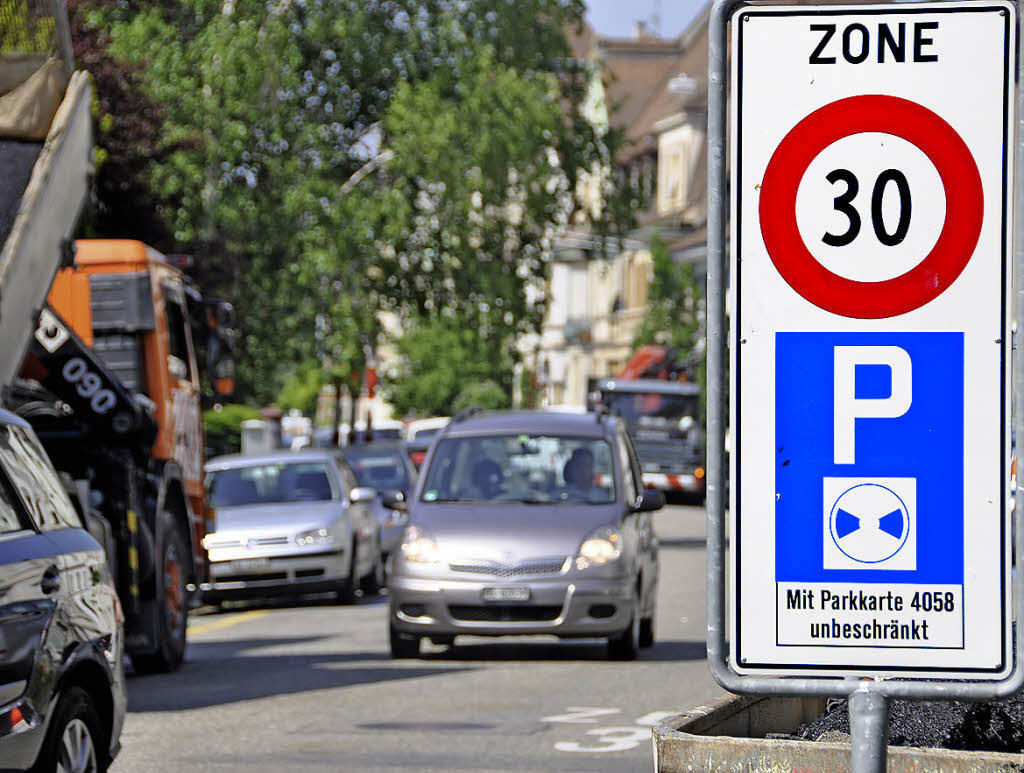 In Basel Soll Es K Nftig Mehr Tempo Zonen Geben Basel Badische