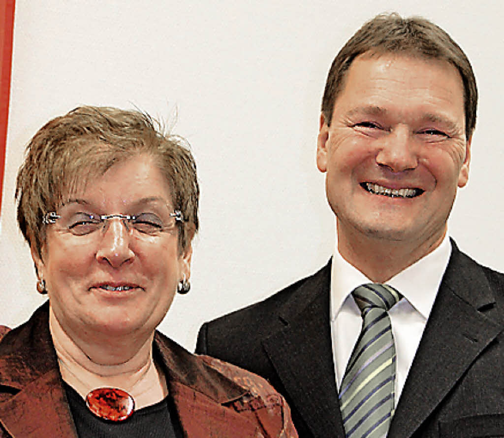 Brigitte Müller mit Bürgermeister <b>Fritz Deutschmann</b> ... - 68414693