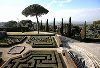 GRENZGÄNGER: Ostern in Castel Gandolfo GRENZGÄNGER: Ostern in Castel Gandolfo