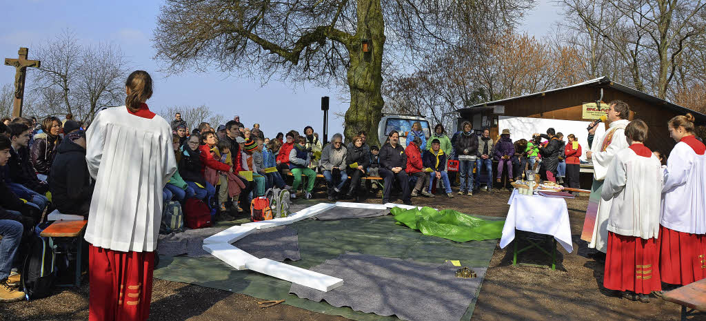 Sch Ne Feier Mit Vielen Gl Ubigen Endingen Badische Zeitung