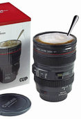 Kaffee aus der Linse Kaffee aus der Linse