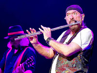 Fotos: Jethro Tull’s Ian Anderson im Konzerthaus Freiburg Fotos: Jethro Tull’s Ian Anderson im Konzerthaus Freiburg
