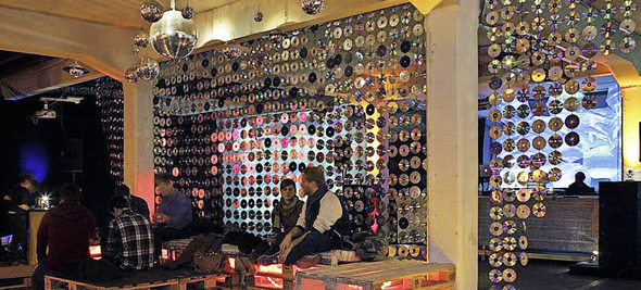 MIR: Elektro-Fans suchen eine neue Bleibe - Basel - Badische Zeitung