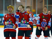 EHC Freiburg gewinnt 4:2 bei den Tölzer Löwen EHC Freiburg gewinnt 4:2 bei den Tölzer Löwen
