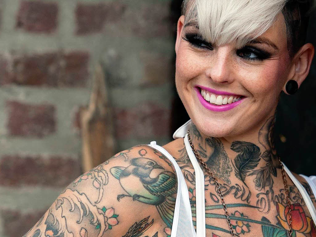 Tattoos sollen bei Polizisten im Südwesten verboten werden Südwest