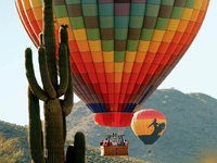 Auf Reisen in der Wüste von Arizona Auf Reisen in der Wüste von Arizona
