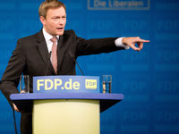 Die FDP rechnet mit sich selber ab – Lindner neuer Chef Die FDP rechnet mit sich selber ab – Lindner neuer Chef