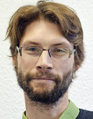 Aufbruch mit einem neuen Dirigenten und der Gruppe "Boni EM" Aufbruch mit einem neuen Dirigenten und der Gruppe "Boni EM"