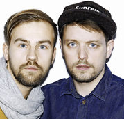 Adana Twins in Freiburg und Lörrach: Schwere Synthesizer-Bässe, warme Melodien Adana Twins in Freiburg und Lörrach: Schwere Synthesizer-Bässe, warme Melodien