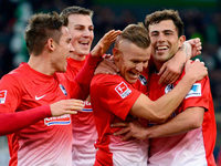 Fotos: SC Freiburg schlägt Hannover 96 2:1 Fotos: SC Freiburg schlägt Hannover 96 2:1