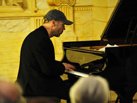 Lucas Heidepriem solo: Verborgene Finessen Lucas Heidepriem solo: Verborgene Finessen