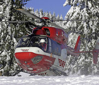Immer häufiger fliegt der Rettungshubschrauber zu Freizeitunfällen Immer häufiger fliegt der Rettungshubschrauber zu Freizeitunfällen
