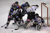 Bauchlandung zum Play-off-Start Bauchlandung zum Play-off-Start