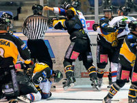 EHC gewinnt 7:4 in Füssen - Zuschauer schlägt Trainer Sulak EHC gewinnt 7:4 in Füssen - Zuschauer schlägt Trainer Sulak