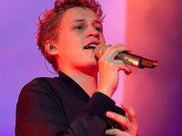 Fotos: Tim Bendzko in der Rothaus-Arena in Freiburg Fotos: Tim Bendzko in der Rothaus-Arena in Freiburg