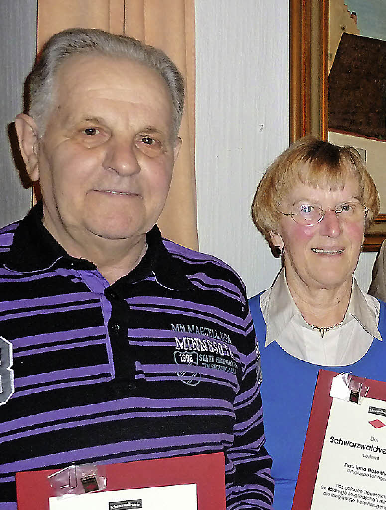 Irma Hasenfratz und Hermann Beha sind seit 40 Jahren beim Schwarzwaldverein.